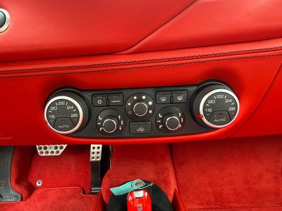 صورة مصغرة 29 لـ 2017 Ferrari 488 GTB