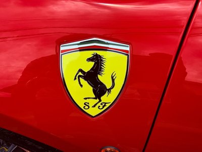 2017 Ferrari 488 GTB 照片 9