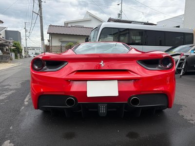 2017 Ferrari 488 GTB 照片 10
