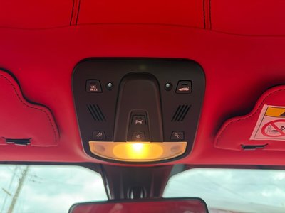 صورة مصغرة 32 لـ 2017 Ferrari 488 GTB