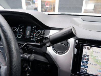 2018 Toyota TUNDRA thumbnail 38