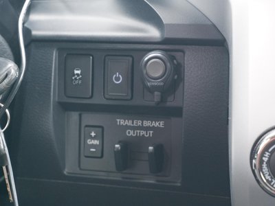 2018 Toyota TUNDRA thumbnail 37