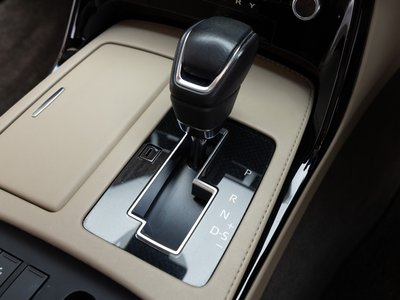 صورة 58 لـ 2019 Toyota CENTURY