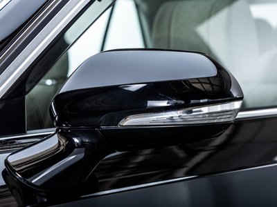 صورة 17 لـ 2019 Toyota CENTURY