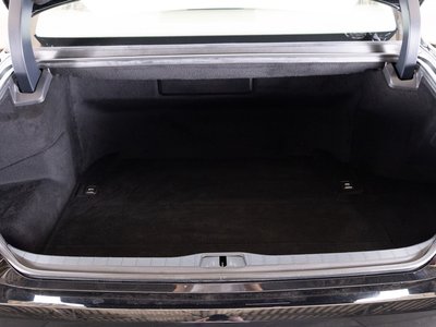 صورة 69 لـ 2019 Toyota CENTURY