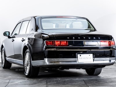 صورة 29 لـ 2019 Toyota CENTURY