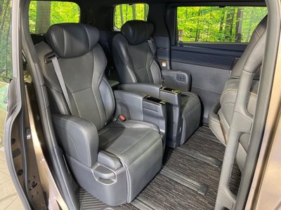 2024 Toyota ALPHARD 缩略图 8