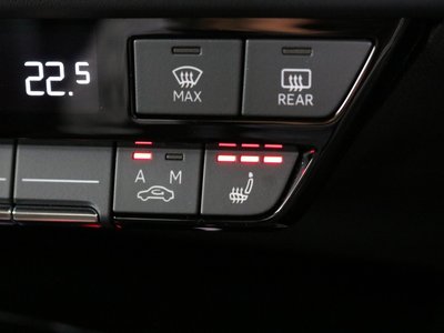 2025 AUDI Q4 SPORTBACK E-TRON — фото 17