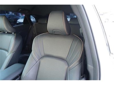صورة 16 لـ 2023 Toyota CROWN SPORT