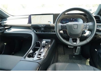 صورة 9 لـ 2023 Toyota CROWN SPORT