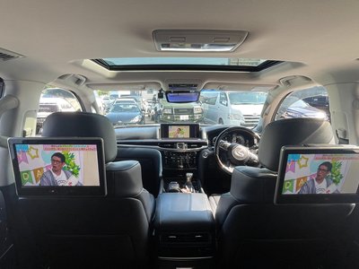 2017 Lexus LX — фото 51