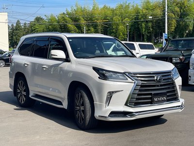 2017 Lexus LX — фото 3