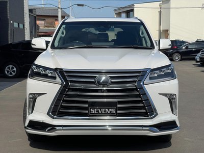 2017 Lexus LX — фото 2