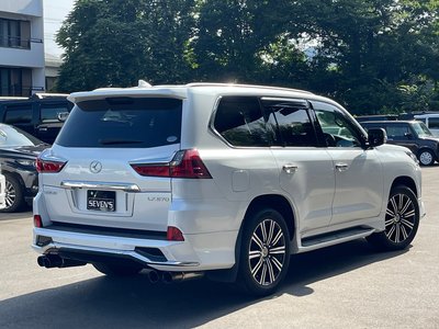 2017 Lexus LX — фото 5