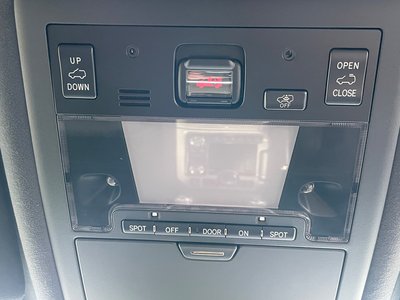 2017 Toyota LAND CRUISER 200 缩略图 39