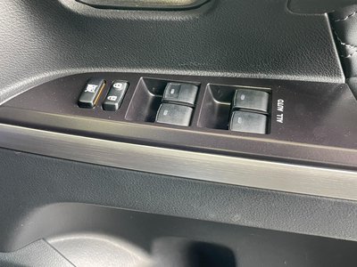 2017 Toyota LAND CRUISER 200 缩略图 38
