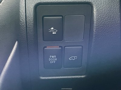 2017 Toyota LAND CRUISER 200 缩略图 30