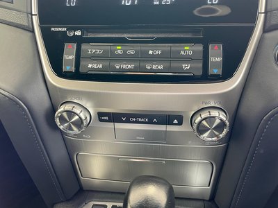 2017 Toyota LAND CRUISER 200 缩略图 28