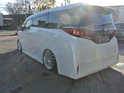 2023 Toyota ALPHARD 照片 13