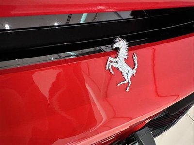 2022 Ferrari SF90 STRADALE — миниатюра 26