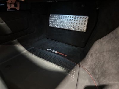 2022 Ferrari SF90 STRADALE — миниатюра 33