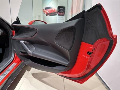 2022 Ferrari SF90 STRADALE — миниатюра 31