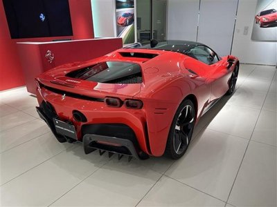 صورة 11 لـ 2022 Ferrari SF90 STRADALE