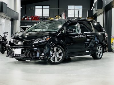 صورة 1 لـ 2018 Toyota SIENA
