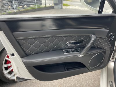 2017 Bentley FLYING SPUR — фото 14