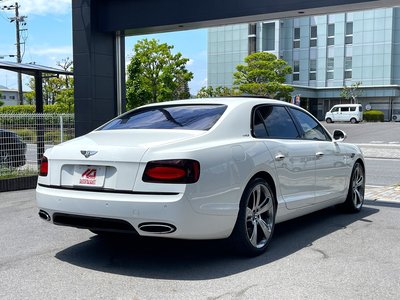 2017 Bentley FLYING SPUR — фото 8