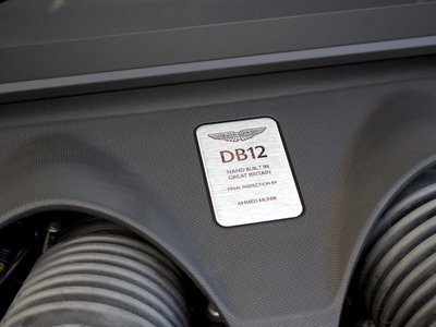 2026 Aston Martin DB12 缩略图 24