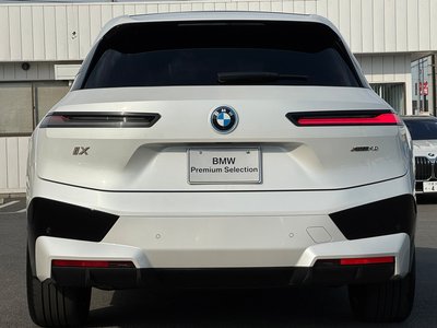 2022 BMW IX — фото 12