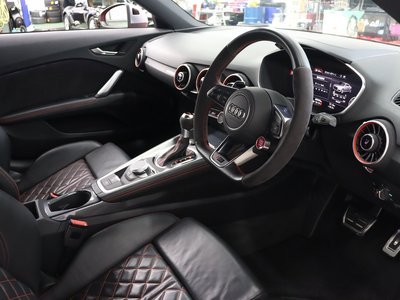 صورة 6 لـ 2018 AUDI TT RS COUPE