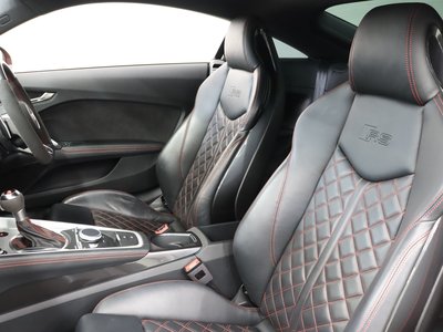 صورة 19 لـ 2018 AUDI TT RS COUPE