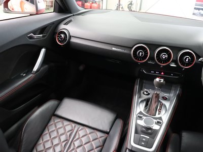 صورة 24 لـ 2018 AUDI TT RS COUPE