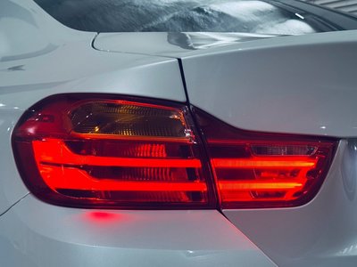 صورة 41 لـ 2015 BMW M4 COUPE