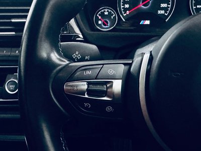 صورة 52 لـ 2015 BMW M4 COUPE