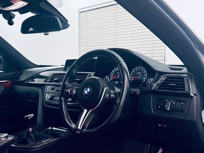 صورة 14 لـ 2015 BMW M4 COUPE