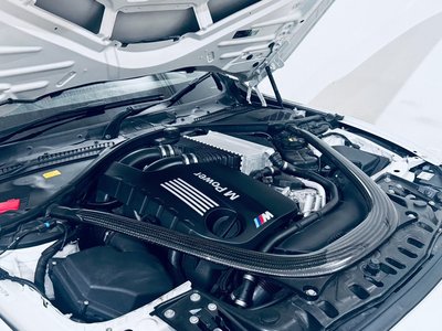 صورة 3 لـ 2015 BMW M4 COUPE