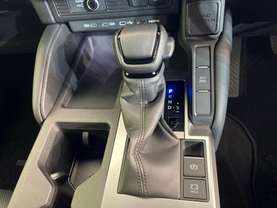 2024 Toyota LAND CRUISER 250 thumbnail 24