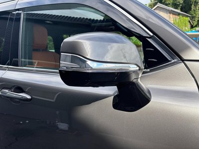 2023 Lexus LX thumbnail 18