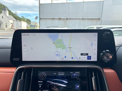 2023 Lexus LX thumbnail 38
