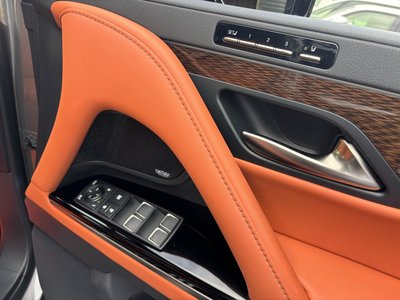 2023 Lexus LX thumbnail 26