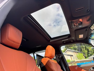 2023 Lexus LX thumbnail 24