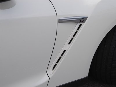 صورة 22 لـ 2007 Nissan GT-R