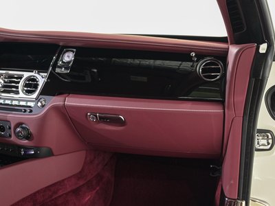2017 ROLLS-ROYCE WRAITH 缩略图 31