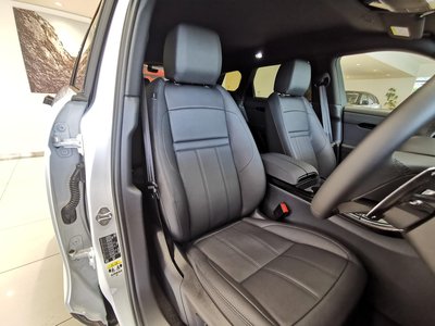 صورة مصغرة 30 لـ 2025 LAND Rover RANGE ROVER EVOQUE