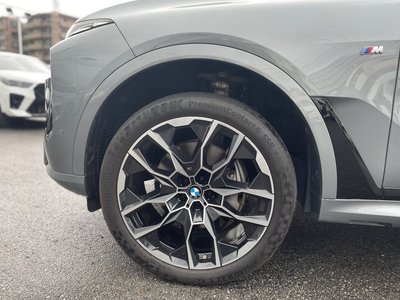 2023 BMW X7 photo 7