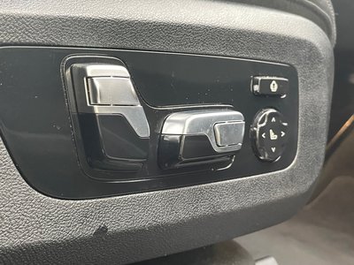 2023 BMW X7 thumbnail 30