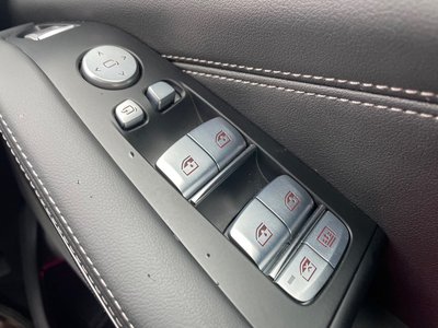 2023 BMW X7 thumbnail 25
